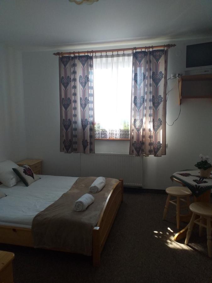 Karczma Mikuda - Sauna Basen Jacuzzi Z Widokiem Na Gory - Kuligi - Parking Frühstückspension